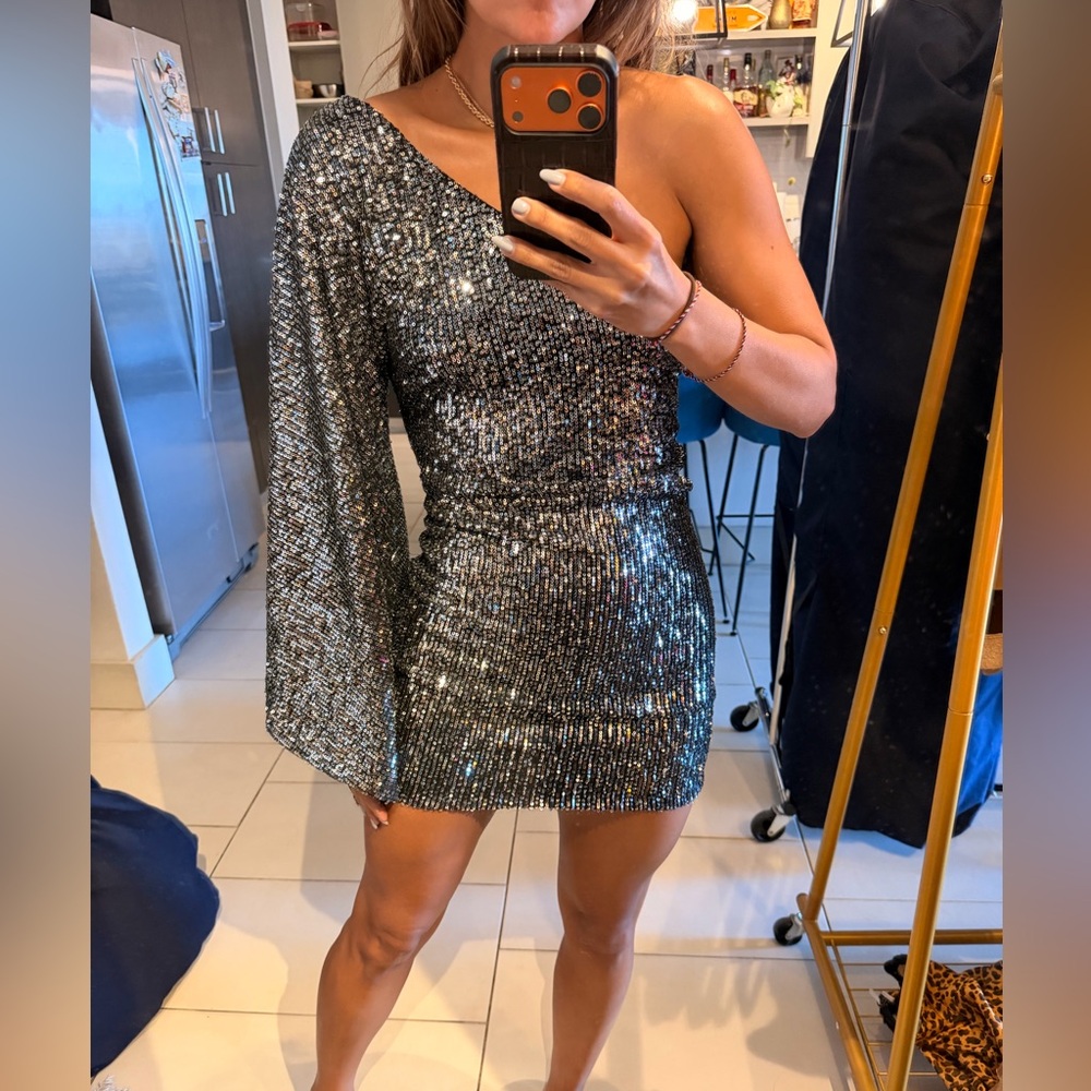 One-Shoulder Metallic Sequin Mini Dress - Picture 8 of 8
